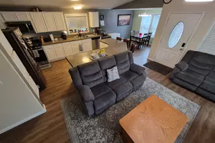 989 W Yucca Dr, Taylorsville, UT 84119 - Photo 3