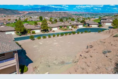 805 Hampton, Saint George, UT 84770 - Photo 5