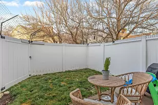 582 W 1950 N, Centerville, UT 84014 - Photo 17