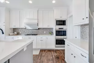 124 S Dry Creek Ln, Vineyard, UT 84059 - Photo 7