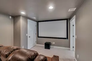 124 S Dry Creek Ln, Vineyard, UT 84059 - Photo 35