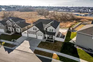 124 S Dry Creek Ln, Vineyard, UT 84059 - Photo 37