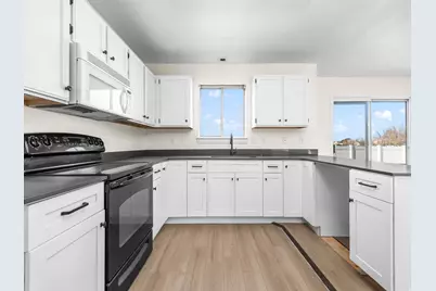 483 N 2430 W, Provo, UT 84601 - Photo 9