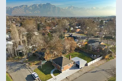 1010 E Lorraine Ave S, Salt Lake City, UT 84106 - Photo 5