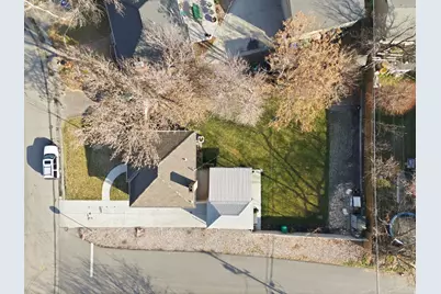 1010 E Lorraine Ave S, Salt Lake City, UT 84106 - Photo 3