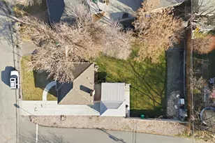 1010 E Lorraine Ave S, Salt Lake City, UT 84106 - Photo 3