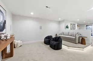 16 Gatehouse Ln, Sandy, UT 84092 - Photo 53