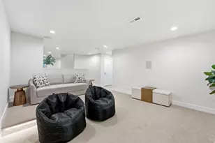 16 Gatehouse Ln, Sandy, UT 84092 - Photo 55