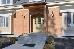 16 Gatehouse Ln, Sandy, UT 84092 - Photo 97