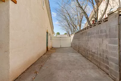 230 N 2230 E, Saint George, UT 84790 - Photo 41