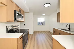 1861 W Homestead Farms Ln S, West Valley, UT 84119 - Photo 9