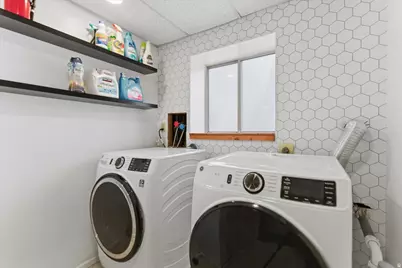 6325 S Dry Wind Dr, Taylorsville, UT 84129 - Photo 29