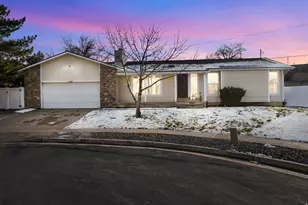 1492 E Sandy Hills Dr, Sandy, UT 84093 - Photo 3