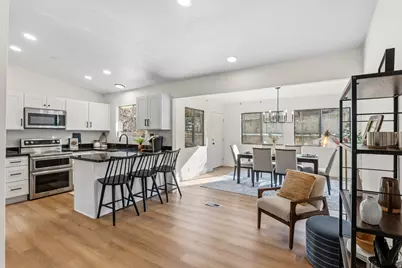 1492 E Sandy Hills Dr, Sandy, UT 84093 - Photo 11