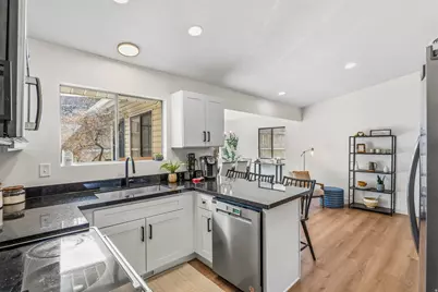 1492 E Sandy Hills Dr, Sandy, UT 84093 - Photo 13