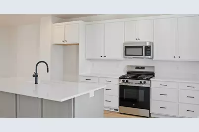7059 W South Jordan Pkwy S #388, South Jordan, UT 84009 - Photo 3