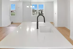 7059 W South Jordan Pkwy Pkwy S, South Jordan, UT 84009 - Photo 7