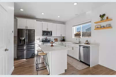 1349 S Raintree Ln, Santaquin, UT 84655 - Photo 13