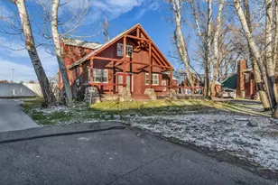 5808 S Duck Pond Ln W, Taylorsville, UT 84123 - Photo 1