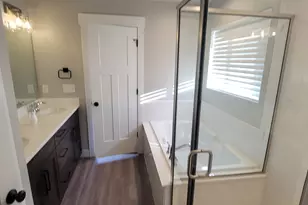 108 S 900 E, Hyde Park, UT 84318 - Photo 9