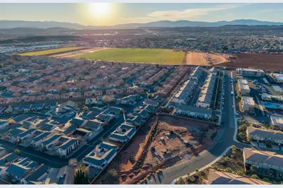 1269 E Pine Valley St, Washington, UT 84780 - Photo 65