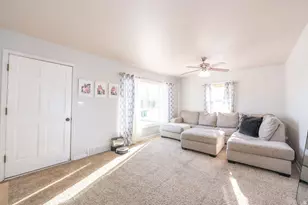 5243 S 2200 W, Roy, UT 84067 - Photo 5