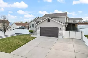 5751 W Early Dawn Dr S, West Jordan, UT 84081 - Photo 27