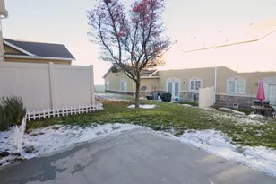 8727 S Black Diamond Cv W, West Jordan, UT 84081 - Photo 17