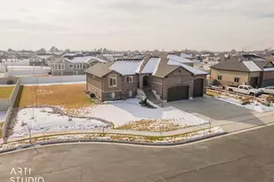 2673 W 2125 N, Farr West, UT 84404 - Photo 57