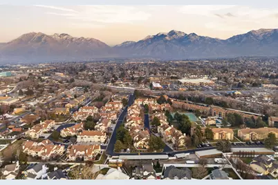 588 E Briarsprings Cir, Midvale, UT 84047 - Photo 27