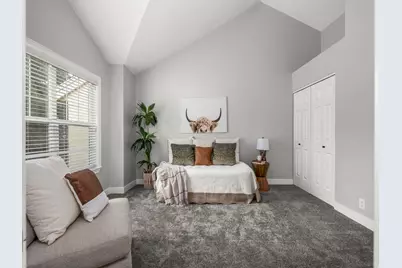 588 E Briarsprings Cir, Midvale, UT 84047 - Photo 13