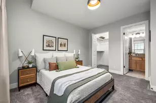 588 E Briarsprings Cir, Midvale, UT 84047 - Photo 9