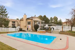 588 E Briarsprings Cir, Midvale, UT 84047 - Photo 25