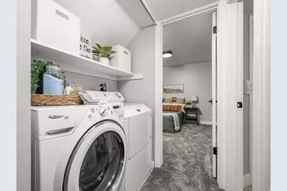 588 E Briarsprings Cir, Midvale, UT 84047 - Photo 19