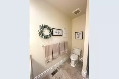 553 Strawberry Rd, Salem, UT 84653 - Photo 39