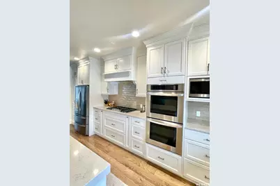 553 Strawberry Rd, Salem, UT 84653 - Photo 13