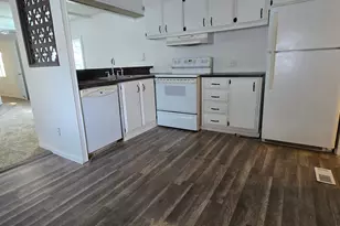 900 Century Dr, Ogden, UT 84404 - Photo 11