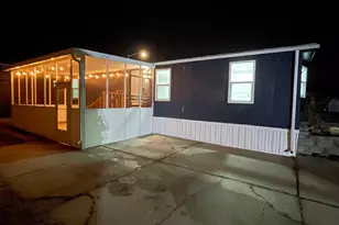 3860 S Midland Dr W, Roy, UT 84067 - Photo 15