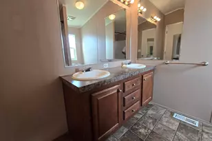 8429 W Antelope Hills Dr S, Magna, UT 84044 - Photo 9