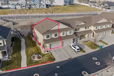 1827 E Whitetail Dr, Layton, UT 84040 - Photo 3