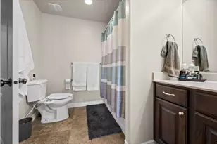 1827 E Whitetail Dr, Layton, UT 84040 - Photo 27