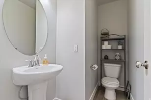 463 E London Wy, Clearfield, UT 84015 - Photo 13