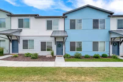 463 E London Way, Clearfield, UT 84015 - Photo 1