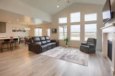 2714 N 3200 W, Plain City, UT 84404 - Photo 5