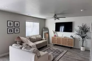 540 E Quail Ln, Layton, UT 84041 - Photo 9