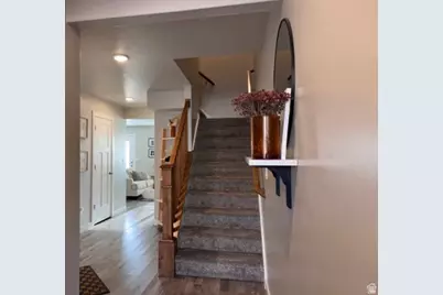 540 E Quail Ln, Layton, UT 84041 - Photo 3