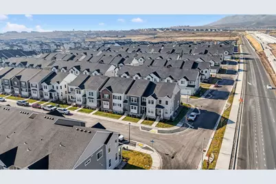 2083 N 3930 W #264, Lehi, UT 84048 - Photo 3