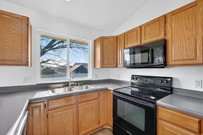 599 W 975 S, Lehi, UT 84043 - Photo 7