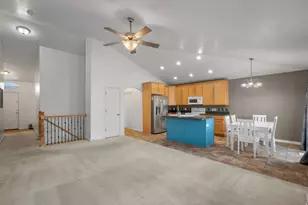 779 N Braemar Way E, Saratoga Springs, UT 84045 - Photo 5