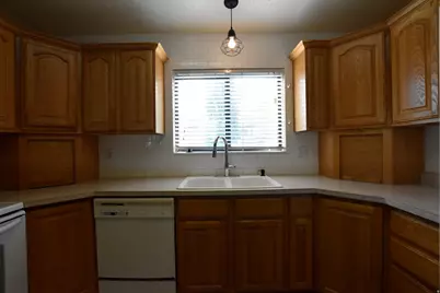2700 N 300 E, North Logan, UT 84341 - Photo 17